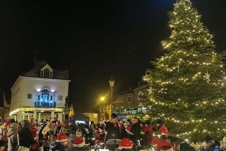 Singing carols by the Christmas Tree in Wallingford